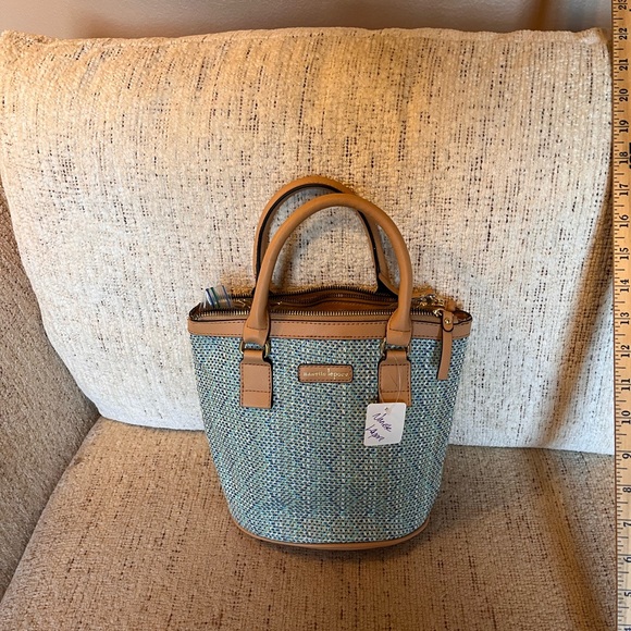 Nanette Lepore Handbags - Nanette Lapore Stylish Tan and Blue Handbag